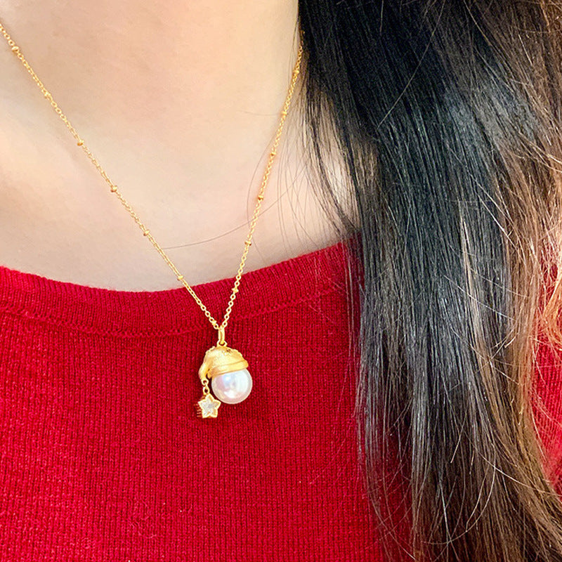 Wholesale Christmas hat pendant pearl necklace women' s summer sweater necklace