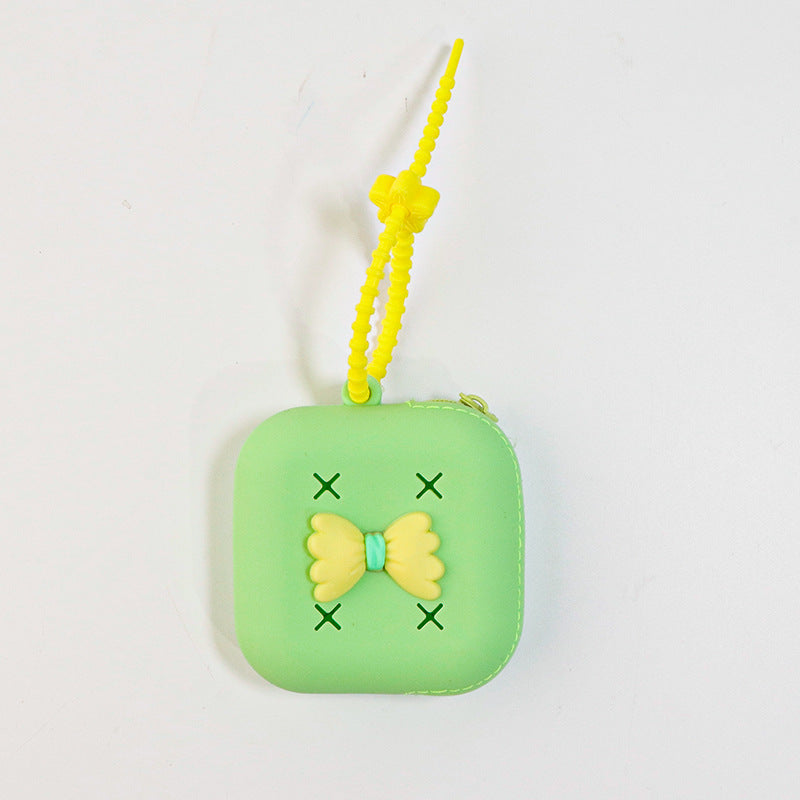 Wholesale Silicone Mini Cute Hole Portable DIY Portable Storage Coin Earphone Bag