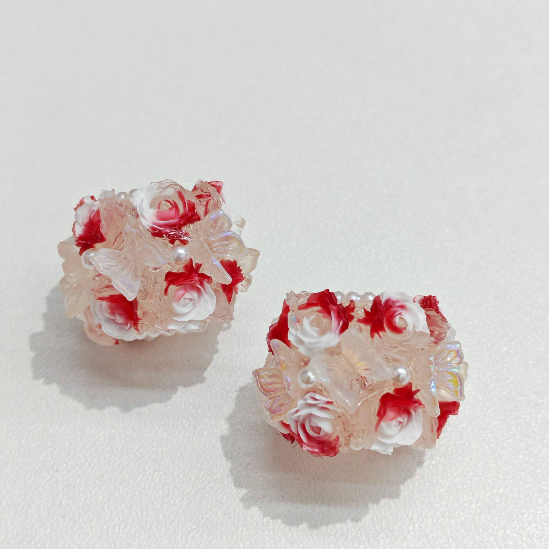 Wholesale 30pcs Rose flower ball with pearls and butterfly Acrylic Beads