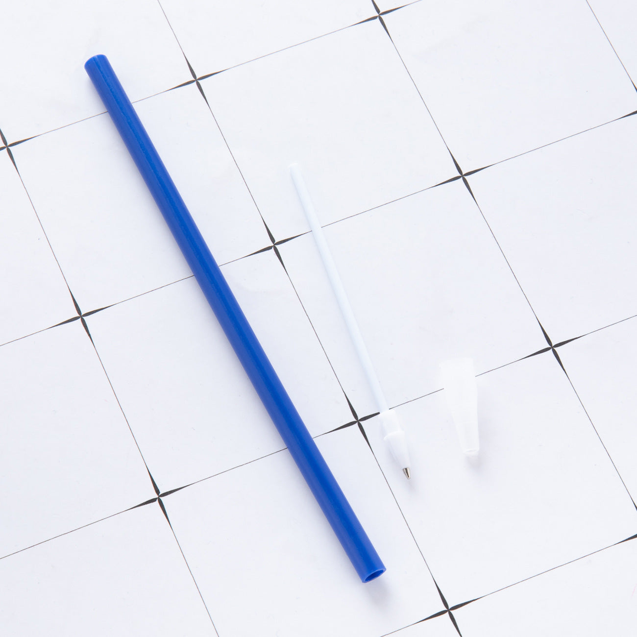 Wholesale diy pull tube ballpoint pen multi-color plastic ballpoint pen insert sleeve pull tube simple pen promotional gifts advertising pen