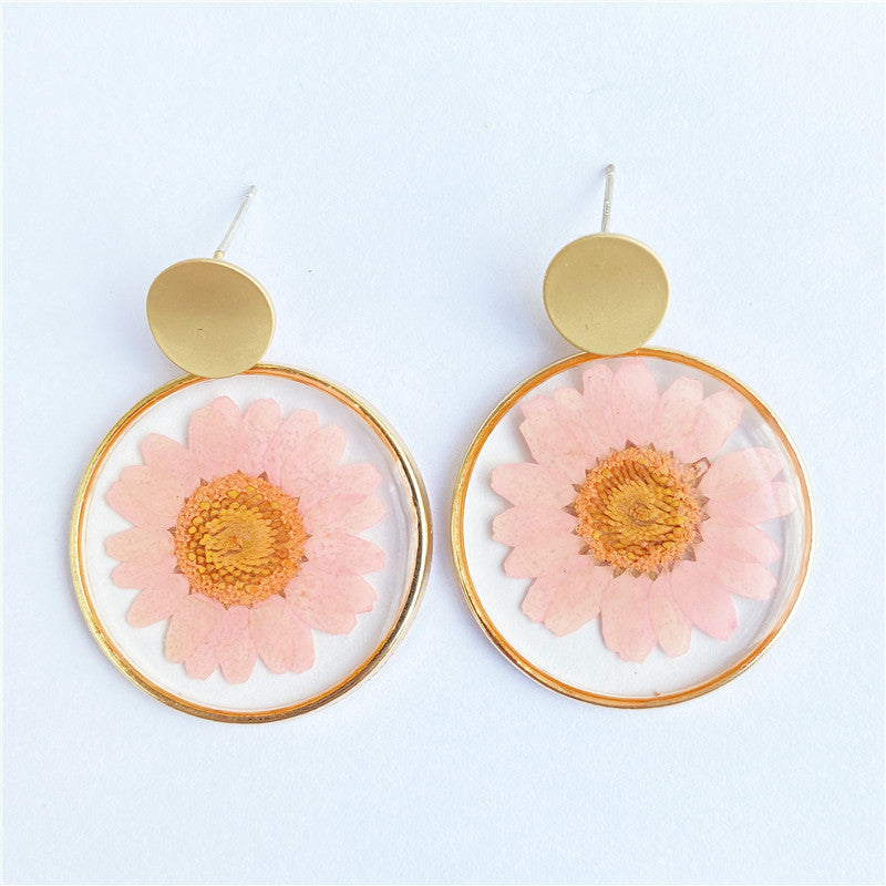 Wholesale 6pcs Temperament Versatile Transparent Dried Flower Daisy Earrings