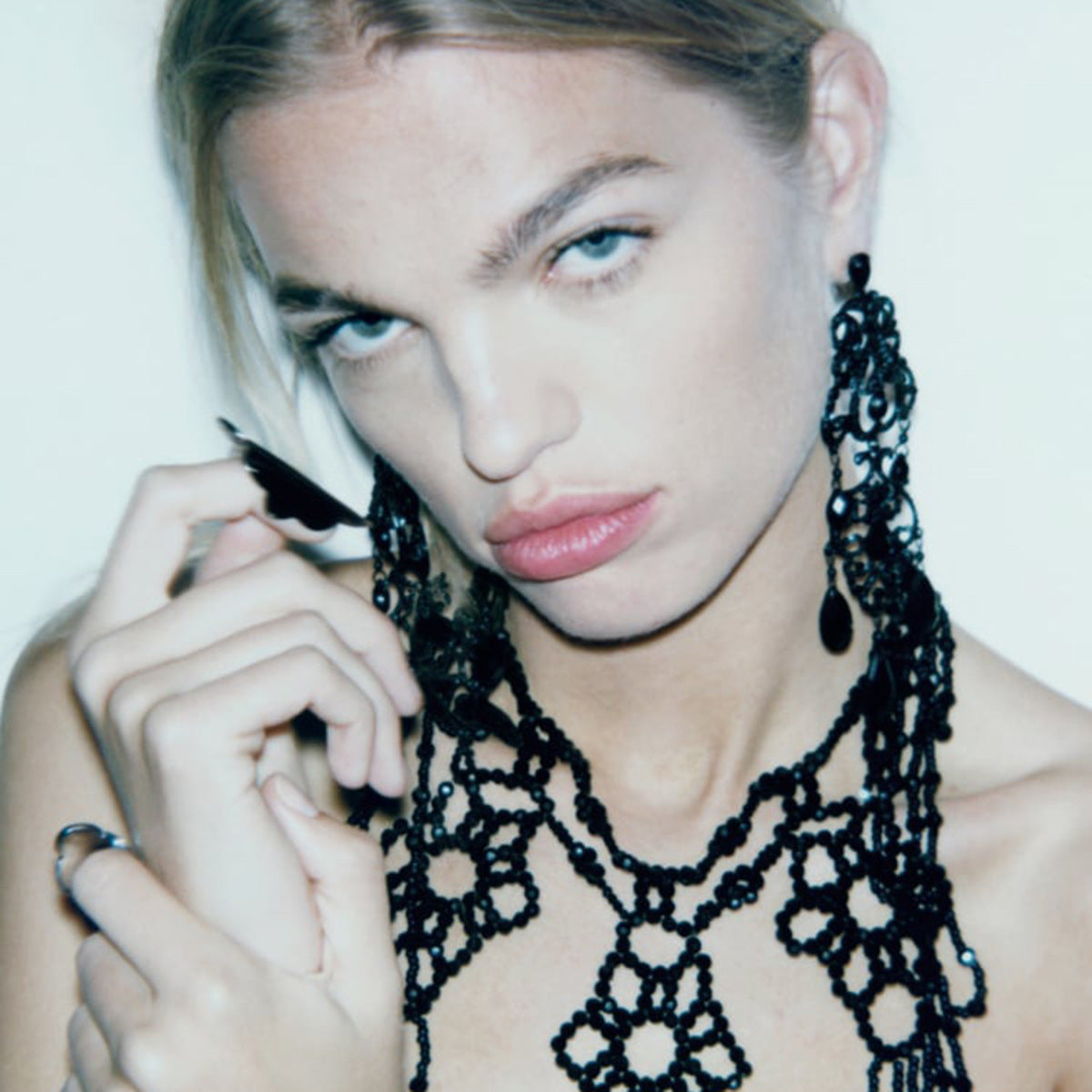 Wholesale Retro Palace Style Hollow Drop-Shaped Tassel Earrings