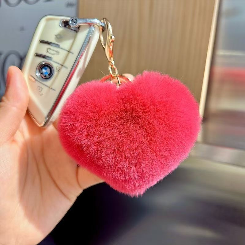 Wholesale Cute Heart shaped Hairball Pom Pom  Keychain