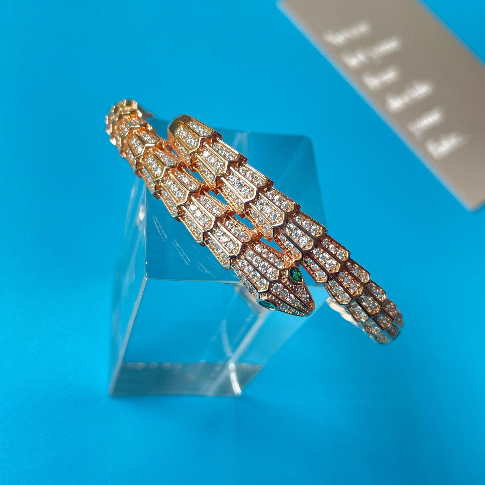 Wholesale  personality green eye snake bracelet