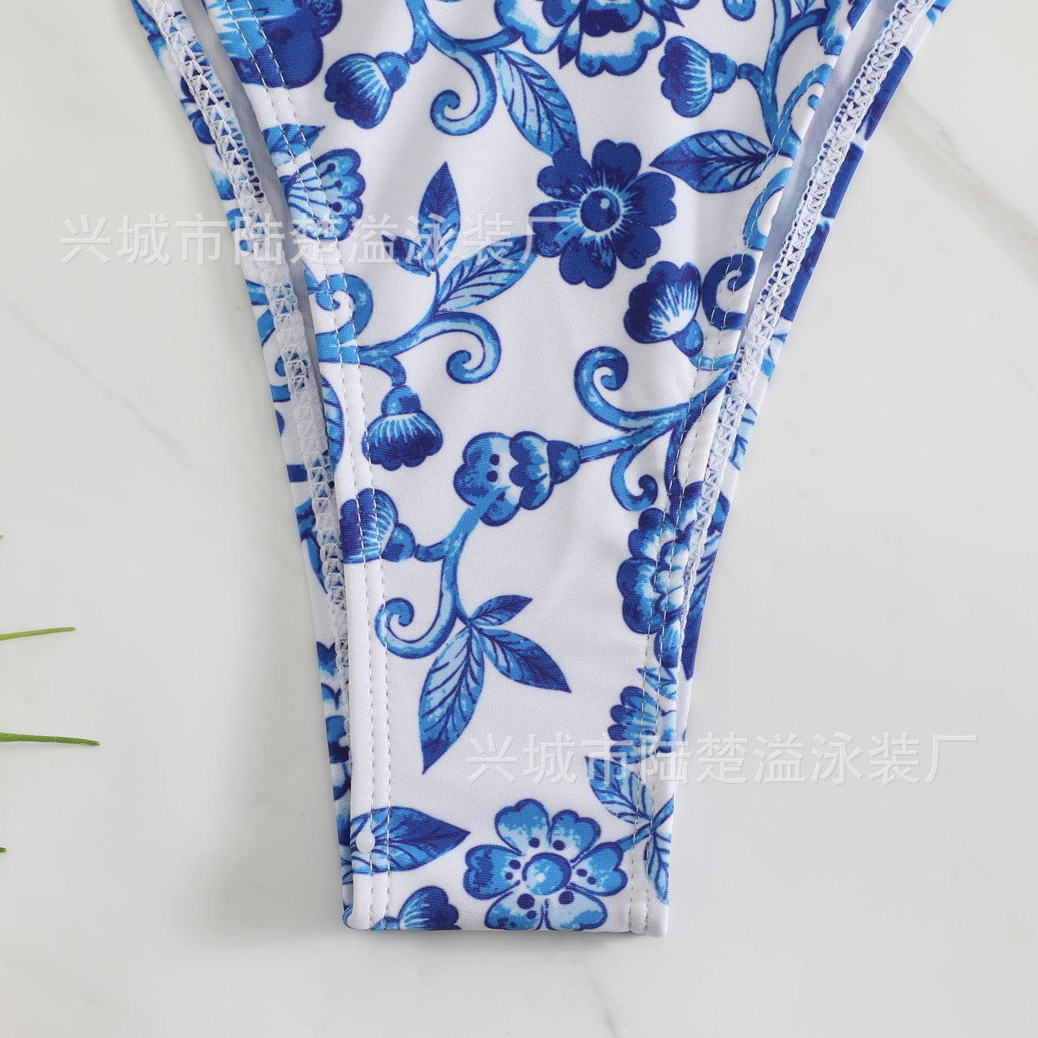 Wholesale Floral Tie Triangle Two-Piece Swimsuit