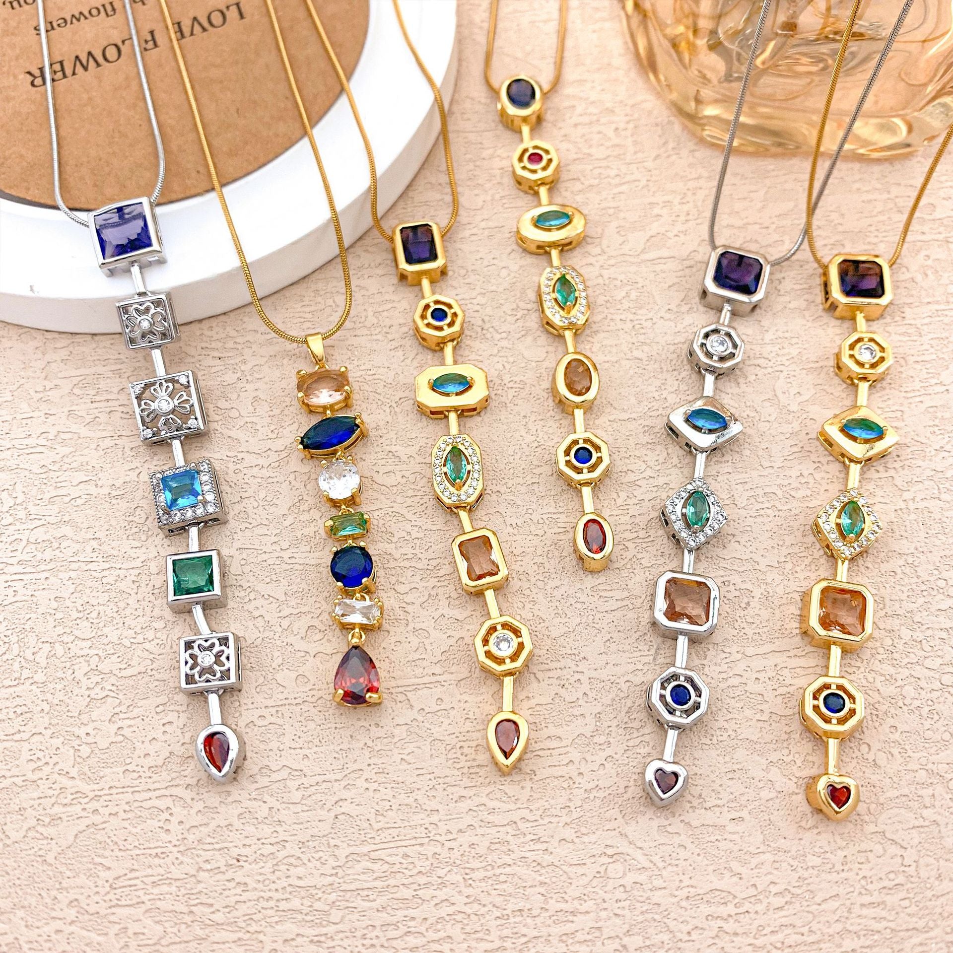 Wholesale Colorful Square Geometric Smart Titanium Steel Necklace Niche Luxury Versatile Accessories