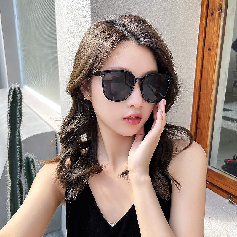 Wholesale PC Inverted Triangle Cat-eye Sunglasses