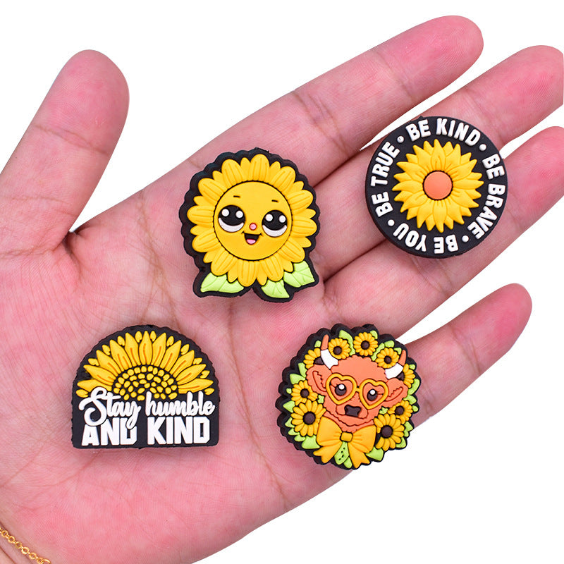 Wholesale Random 100pcs/pack Flower series cartoon bead   Focal Beads