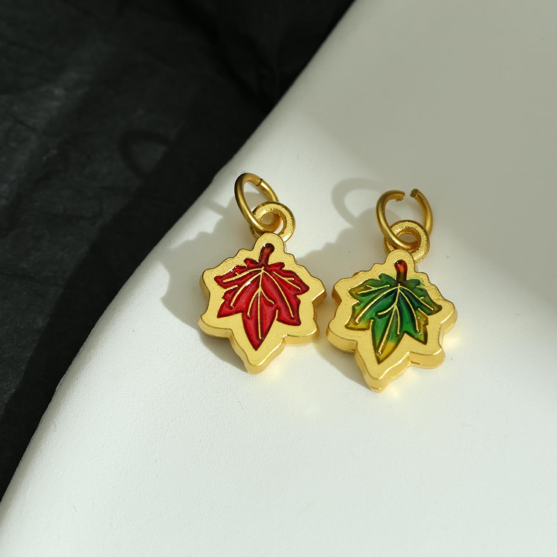 Wholesale Lily Flower Butterfly Cartoon Pendant