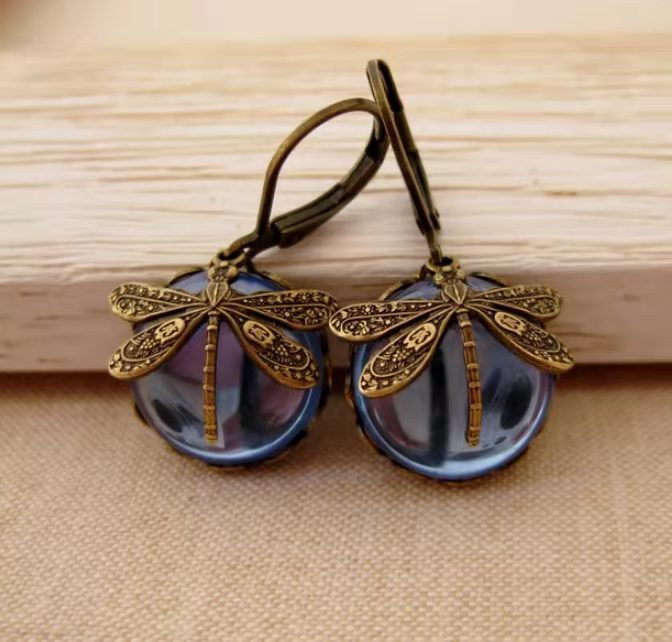 Wholesale Vintage Small Dragonfly Pattern Alloy Moonstone Earrings