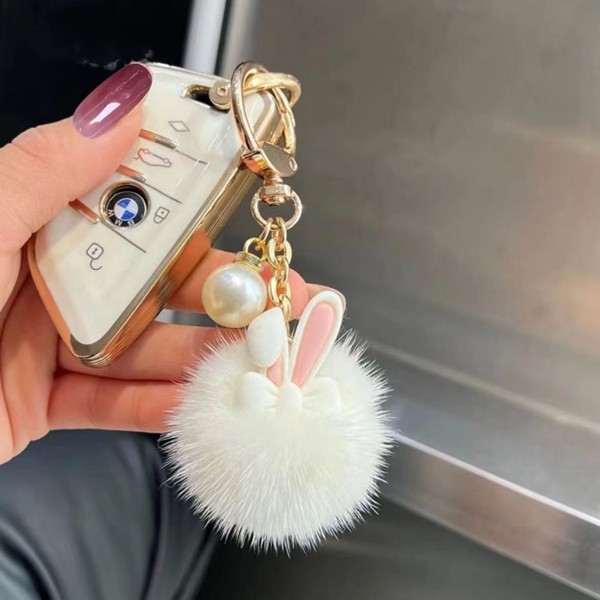 Wholesale Cute mink fur ball bunny keychain