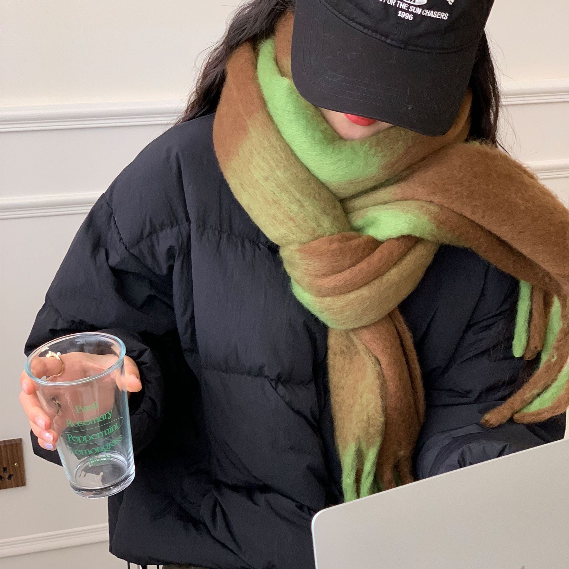 Wholesale Autumn and Winter Warmth and Thickening The Atmosphere, Two-color Mohair Large Check Scarf