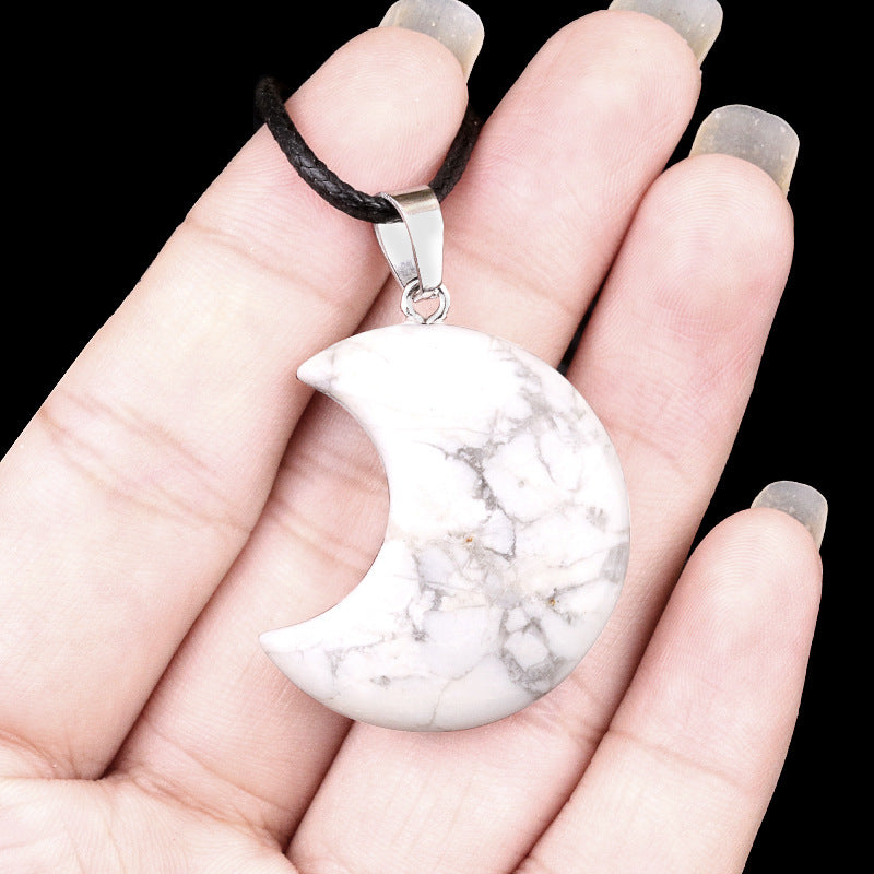 Wholesale Natural crystal agate stone 30mm moon pendant necklace pendant