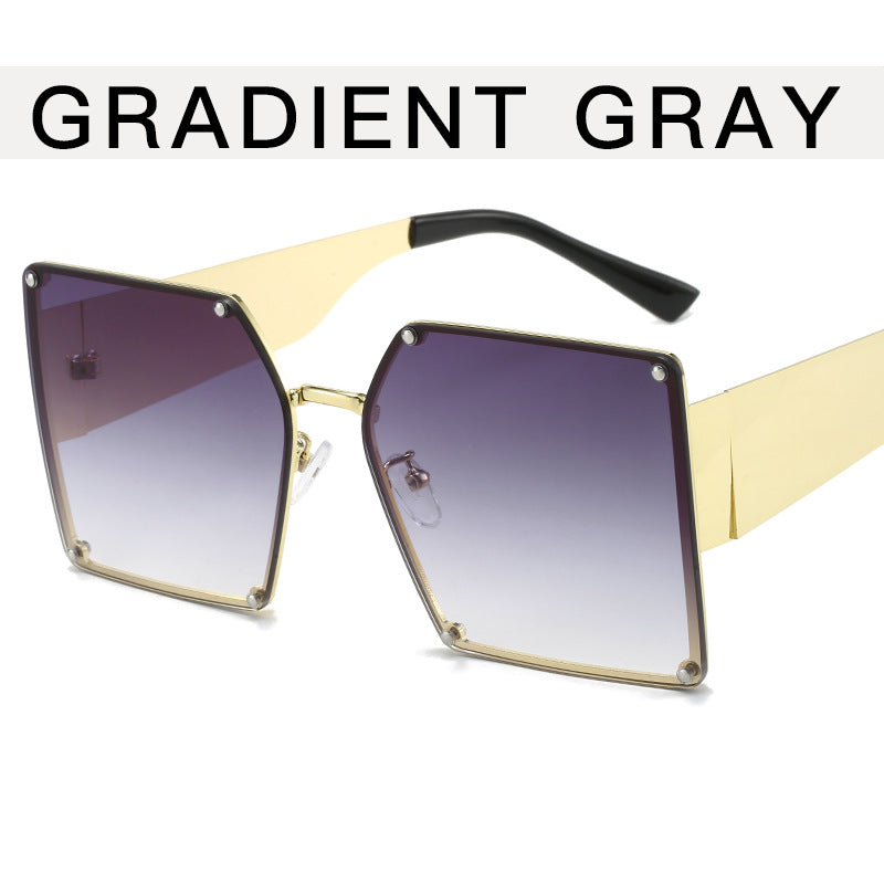 Wholesale Metal Large Square Frame Rivet PC Sunglasses