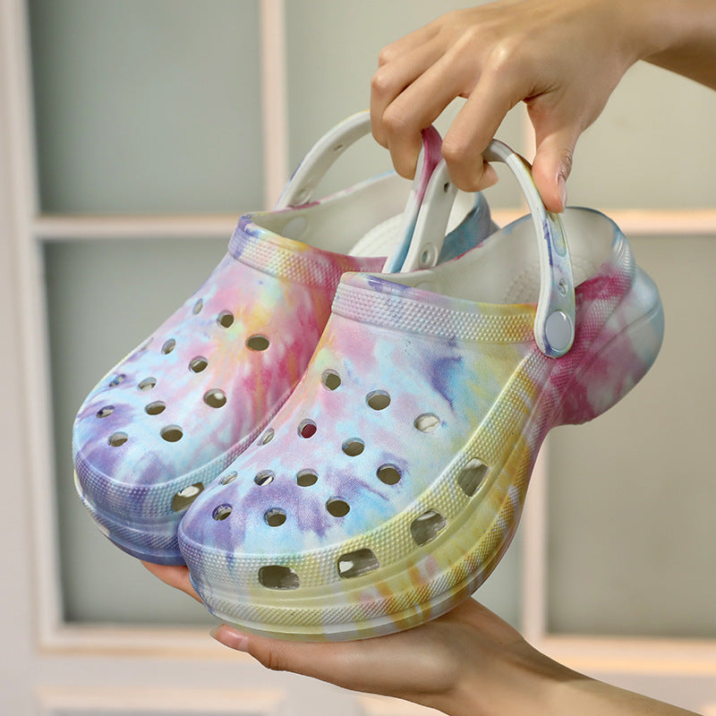 Wholesale of High Heels and EVA Perforated Shoes for External Wear