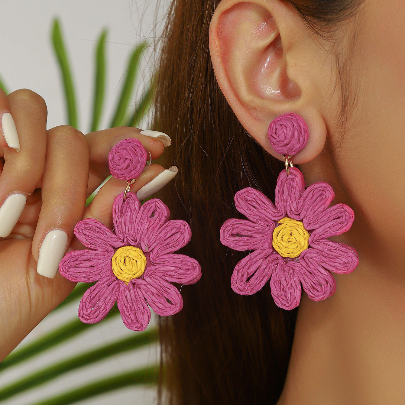 Wholesale Summer flower bohemian style earrings hand-woven raffia earrings