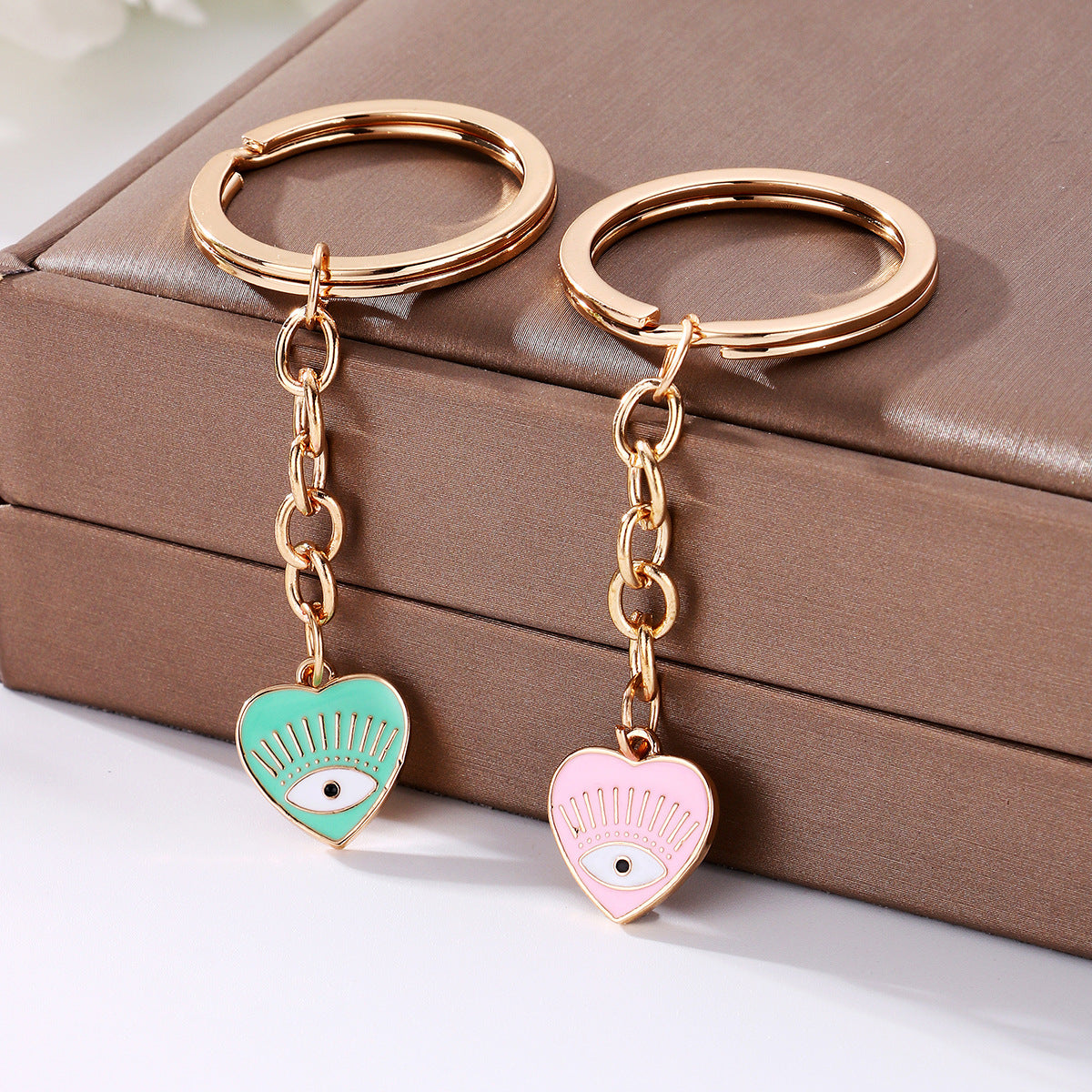 Wholesale Creative Alloy Oil Drop Magnetic Heart Shape Keychain