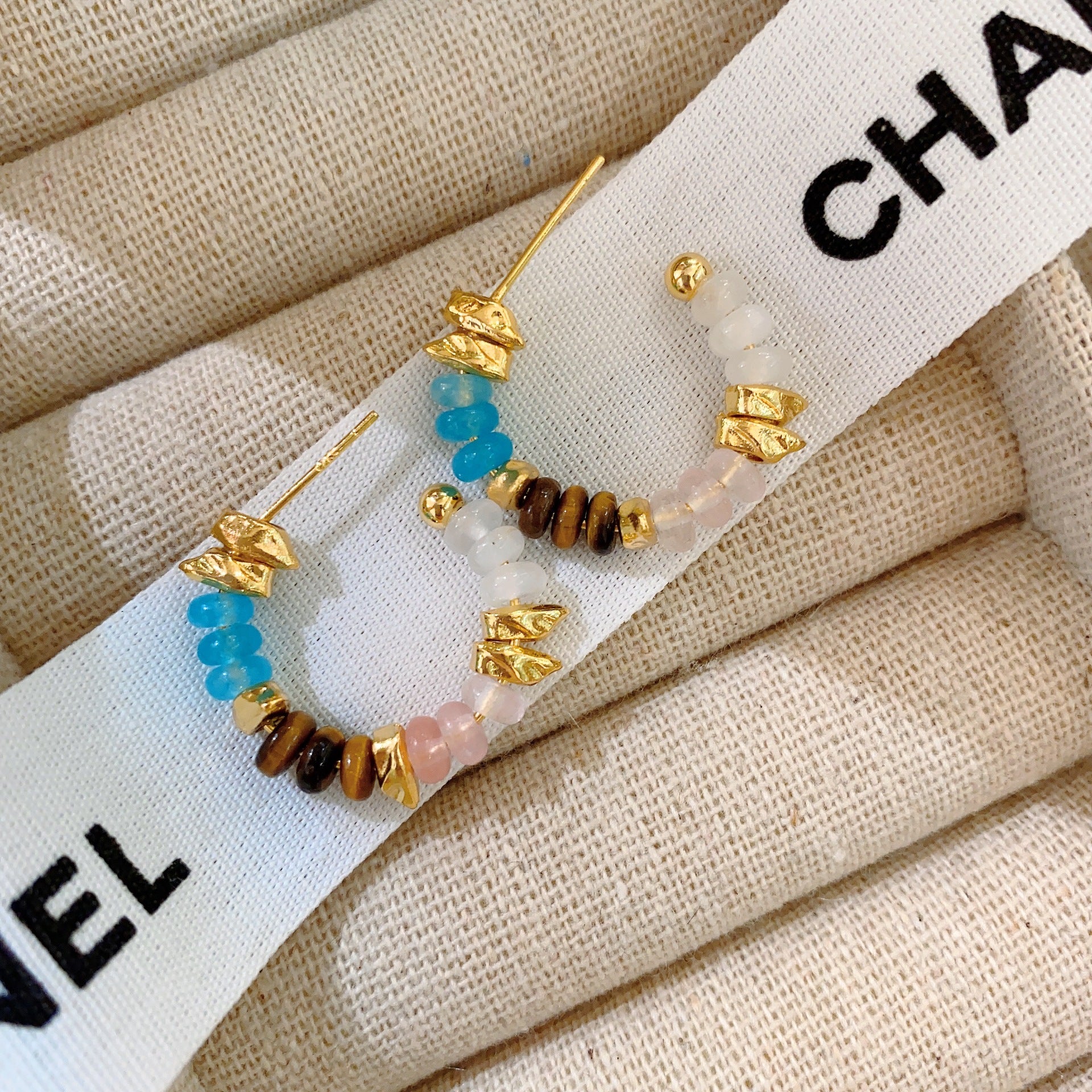 Wholesale Natural Stone Beads Gold-plated Silver Needle Earrings