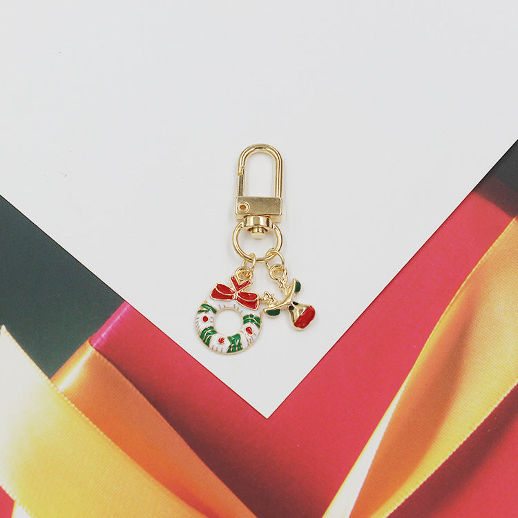 Wholesale Christmas Series Christmas Tree Hat Bells Snowflake Keychain