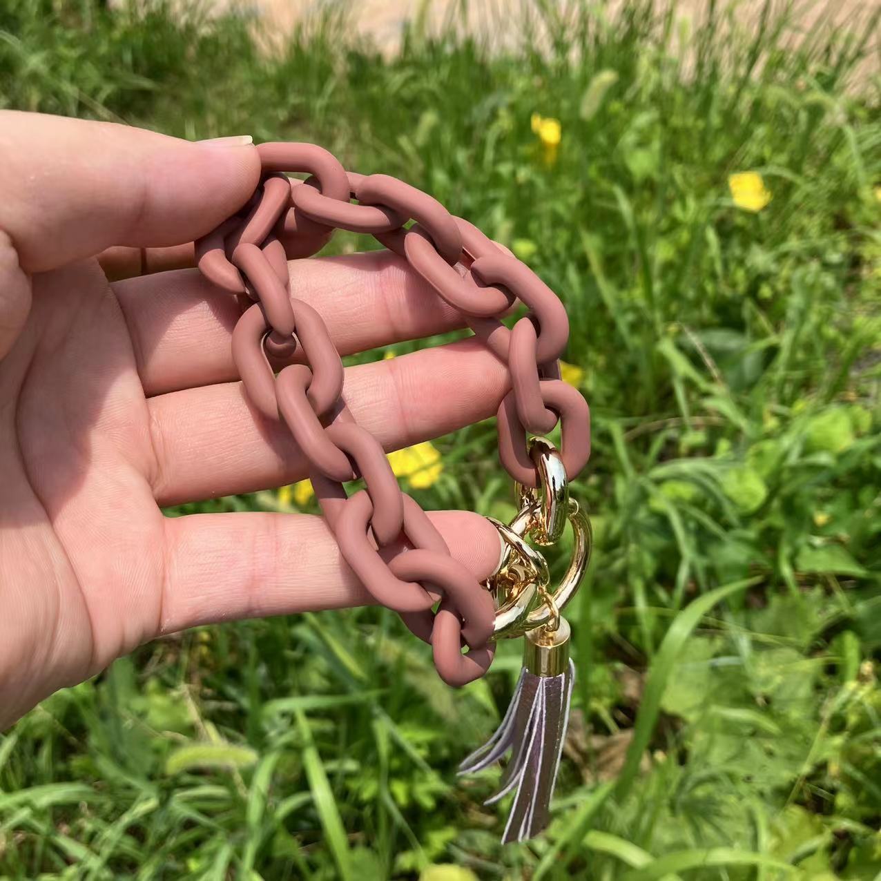 Wholesale Acrylic Colorful Bracelet Keychain