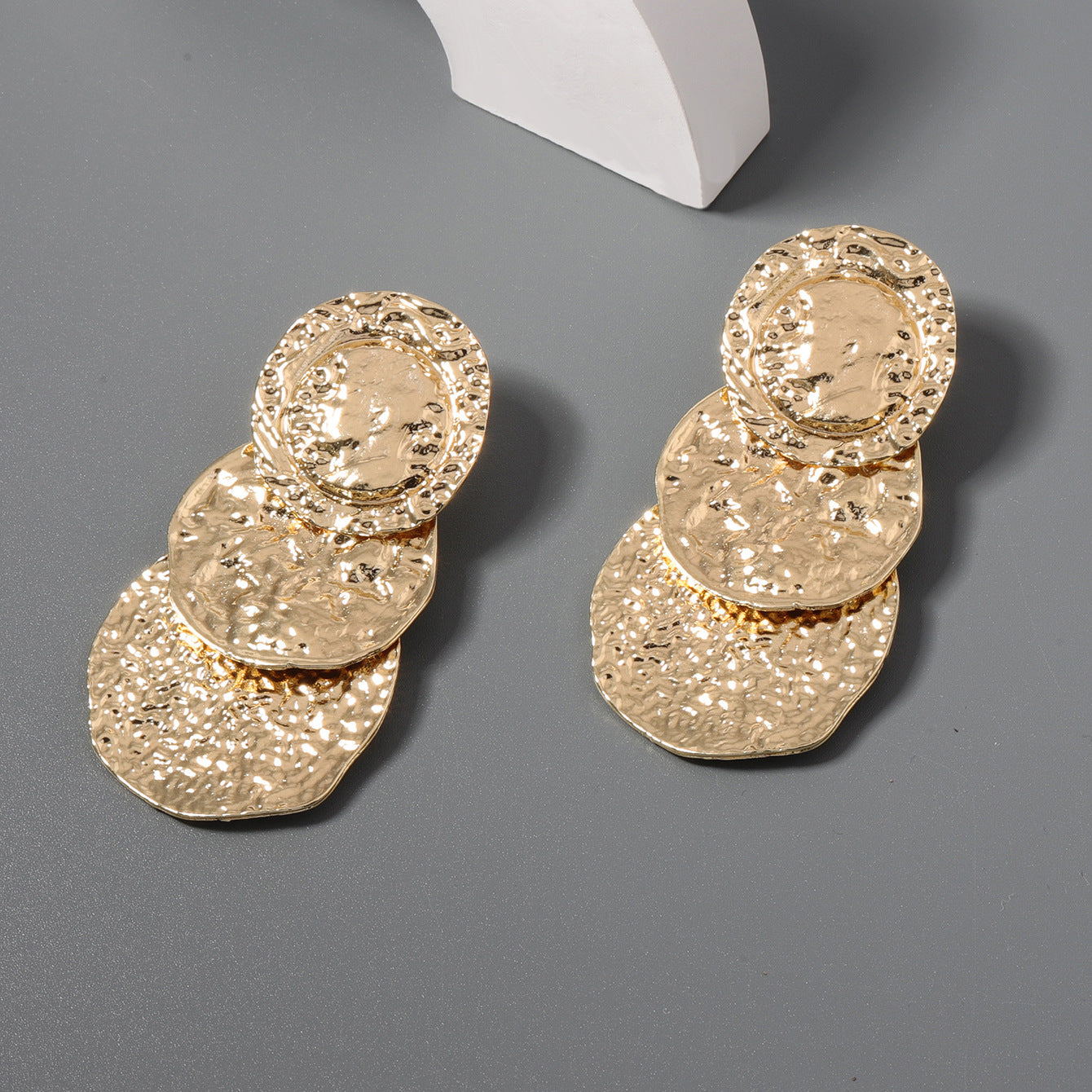 Wholesale Geometric Circular Alloy Multi-layer Pleated Earrings