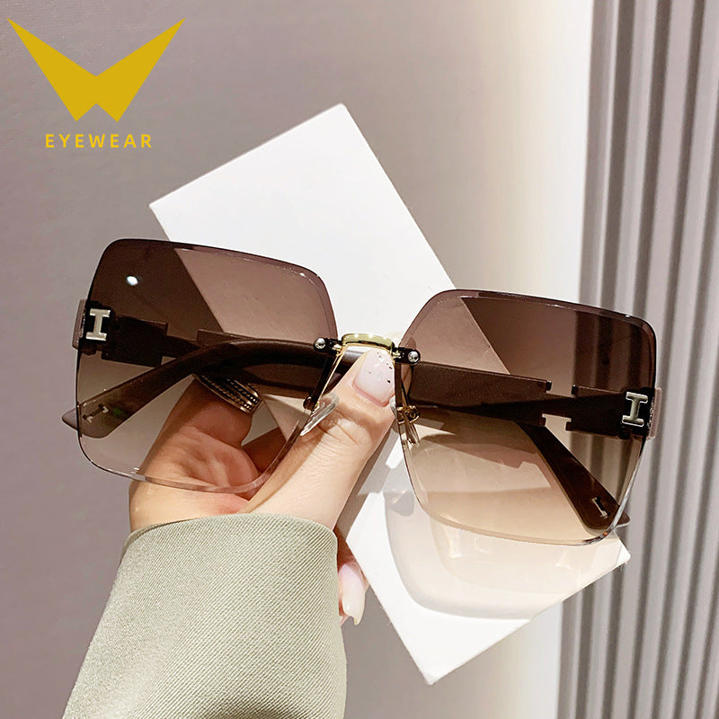 Wholesale Frameless Edge Gradient High-end Sunglasses