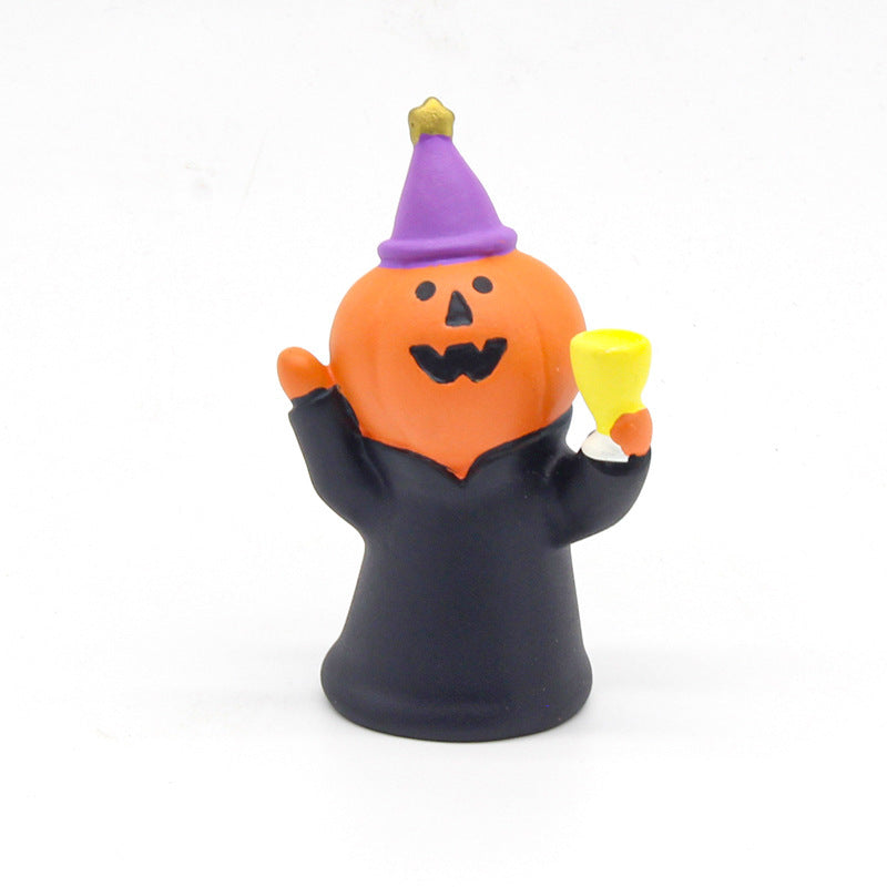 Wholesale  Themed Clown Cat Pumpkin Miniature Resin Scene Ornament For Home Decor Gift