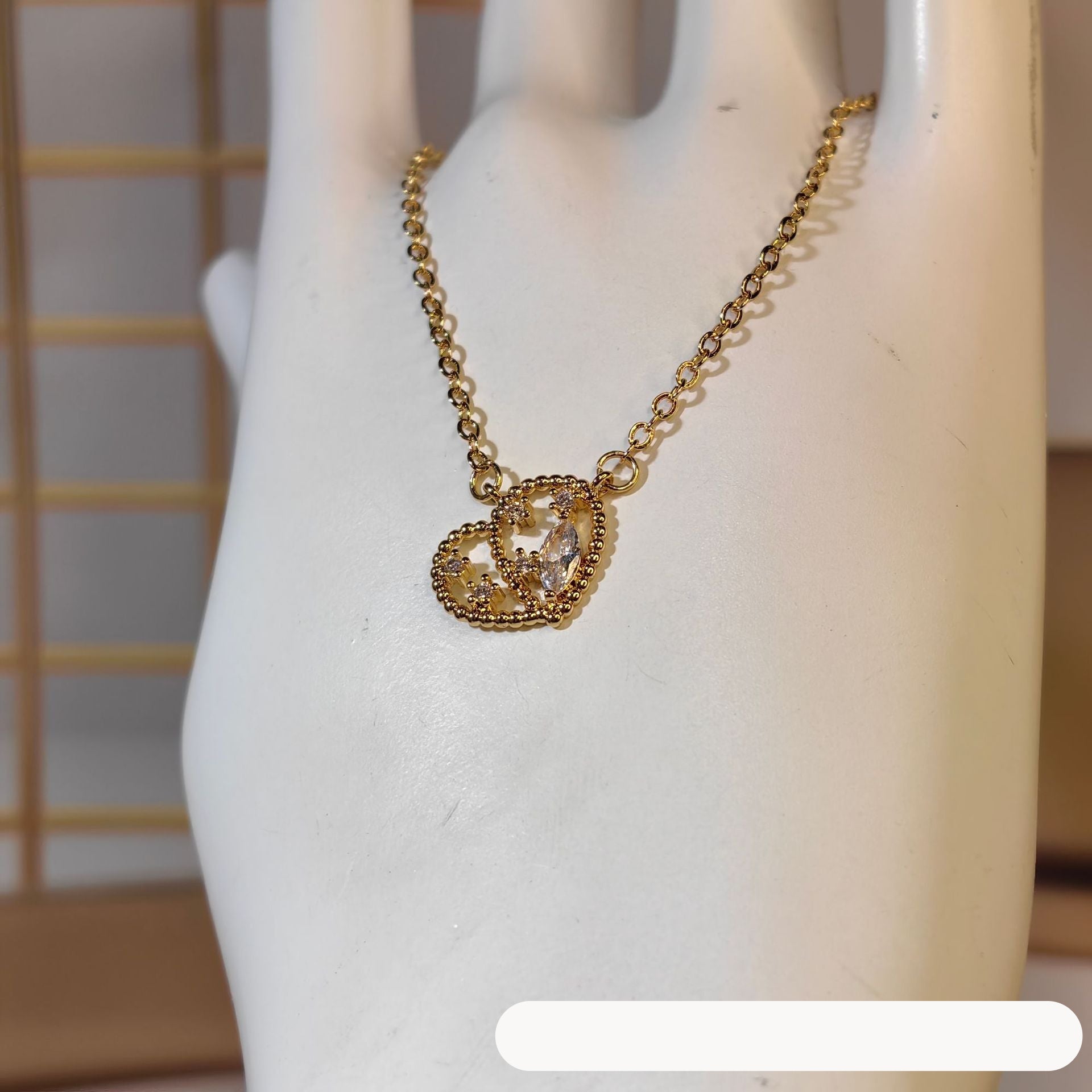 Wholesale Real gold electroplated simple hollow heart necklace2