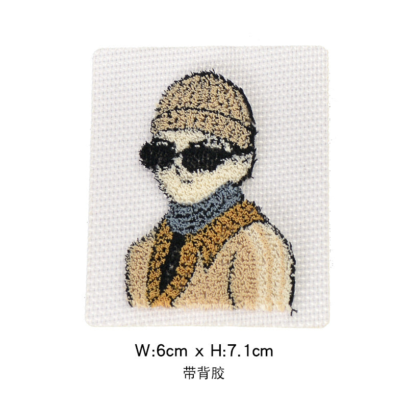 Wholesale Felt Base Sequin 3D Crown Bee Embroidered Patch Badge For Clothing Towel DIY Accessory