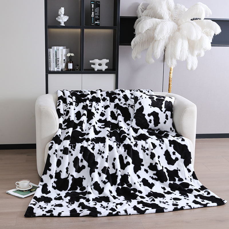 Wholesale Polyester Printed Cow Pattern Blankets