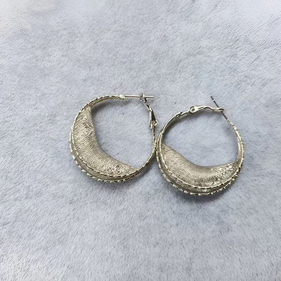 Wholesale S925 Metal Hollow Earrings