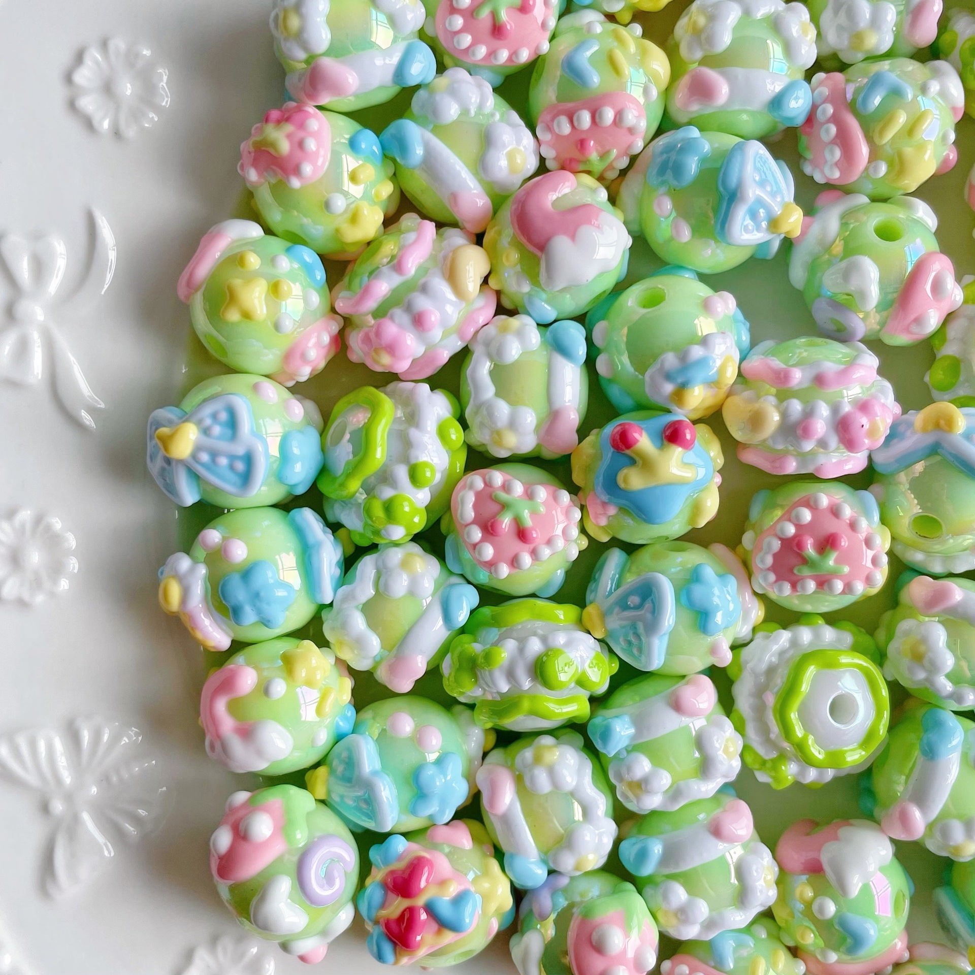 Wholesale 10pcs Green Love Flower Beads  Acrylic Beads