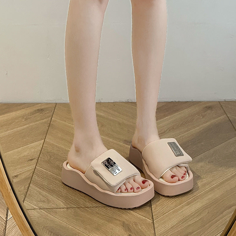 Wholesale Metal Velcro Sandals Slippers Women's Summer New Thick Bottom Shit Feeling Beach Slippers