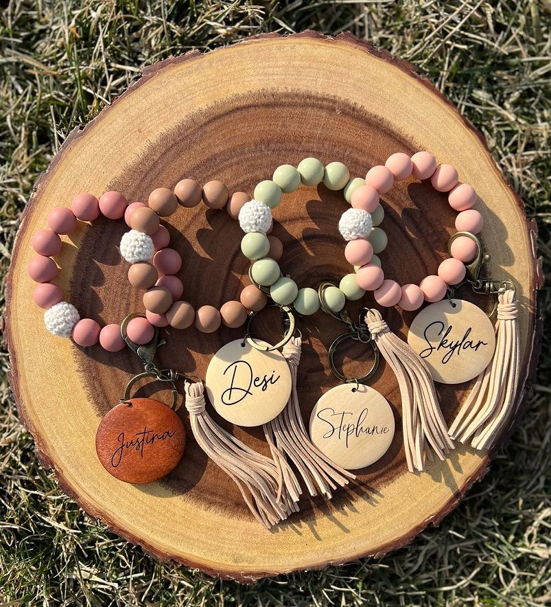 Wholesale Tassel Wood Chip Silicone Beaded Bracelet