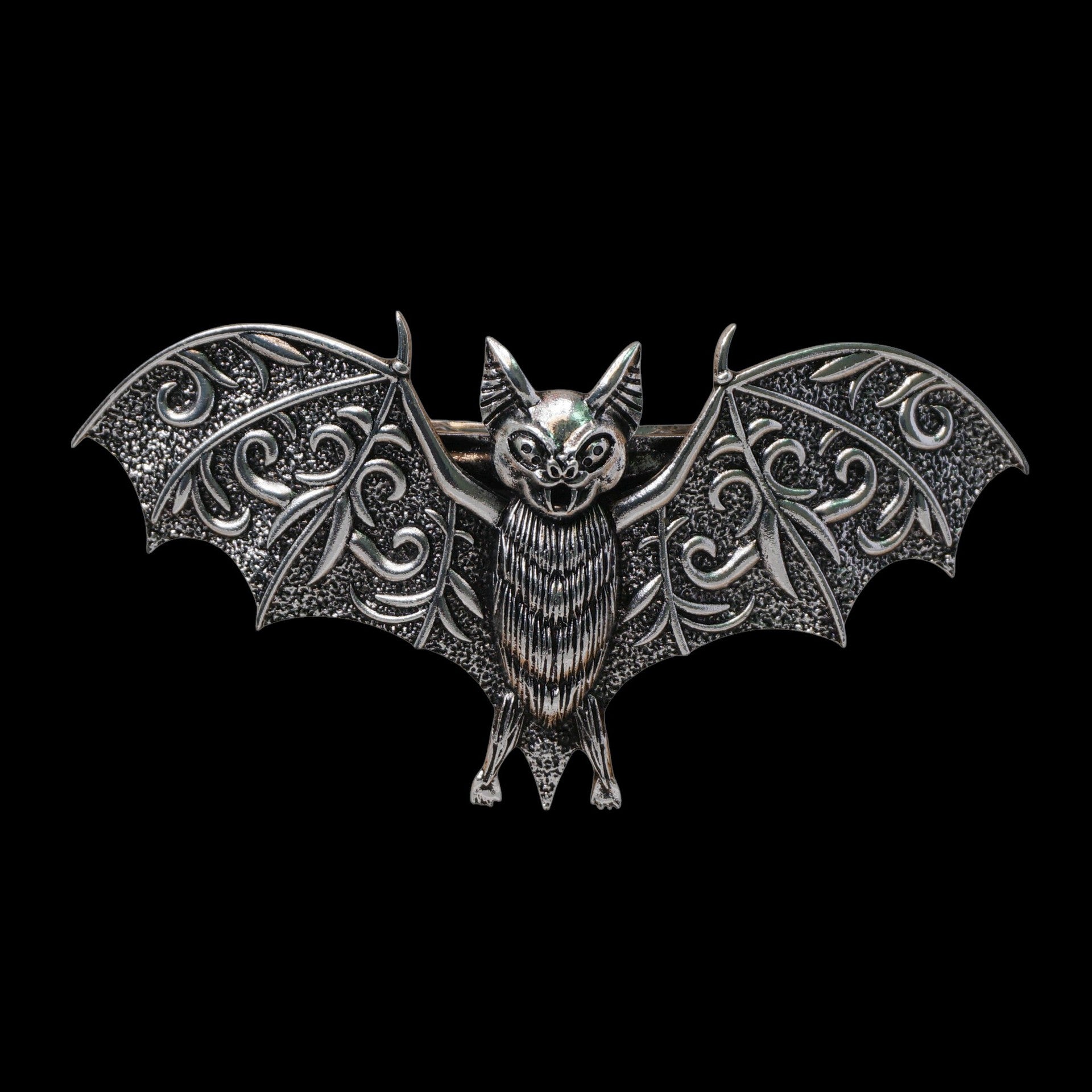 Wholesale Vintage skull bat brooch brooch pin  accessories