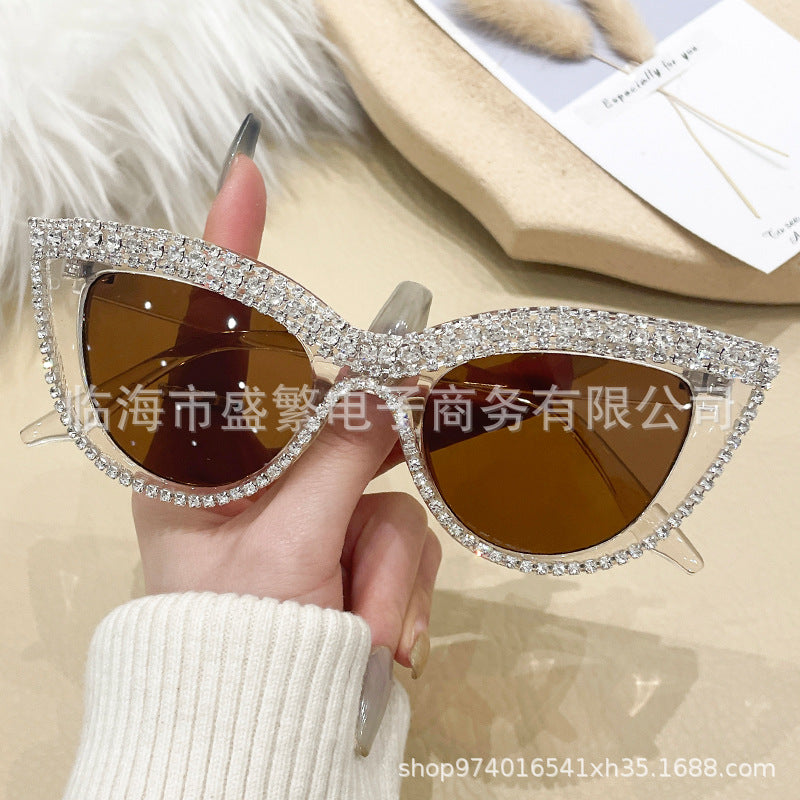 Wholesale Diamond studded flower cat eye ball flat sunglasses
