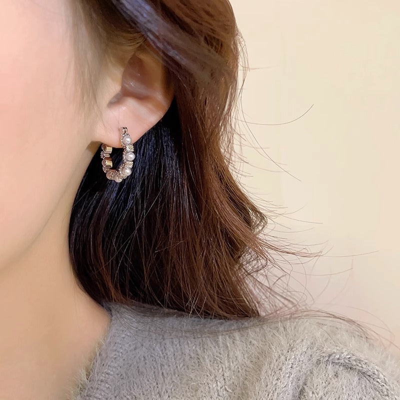 Wholesale Circle Pearl Vintage Earrings