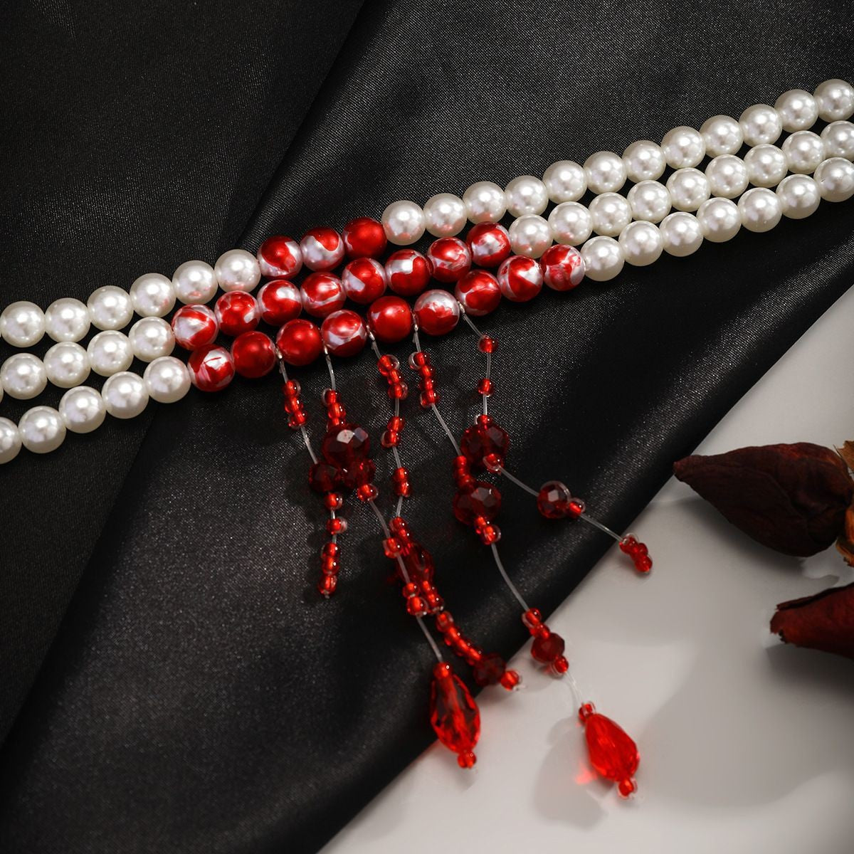 Wholesale Dripping Blood Pearl Necklace
