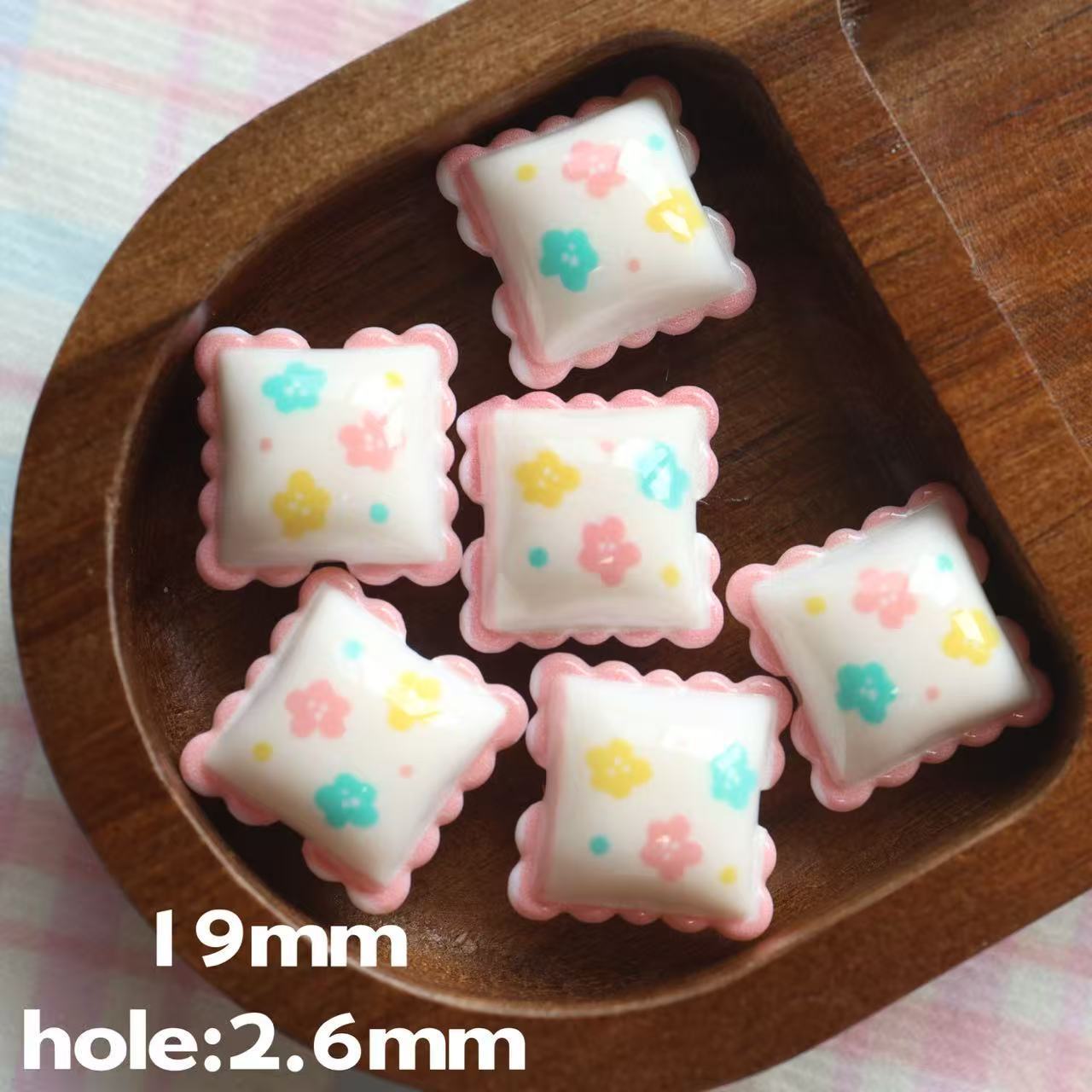 Wholesale 10pcs Double-sided printed cartoon cute style pillow beads