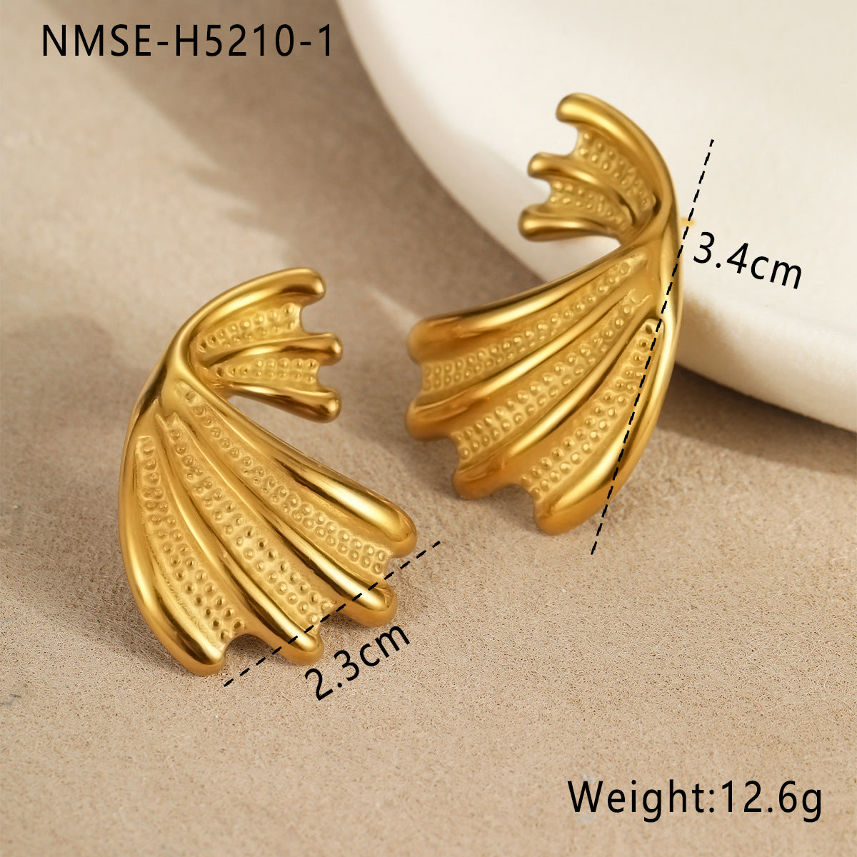 Wholesale  Asymmetric heart-shaped circle Stainless Steel Earrings