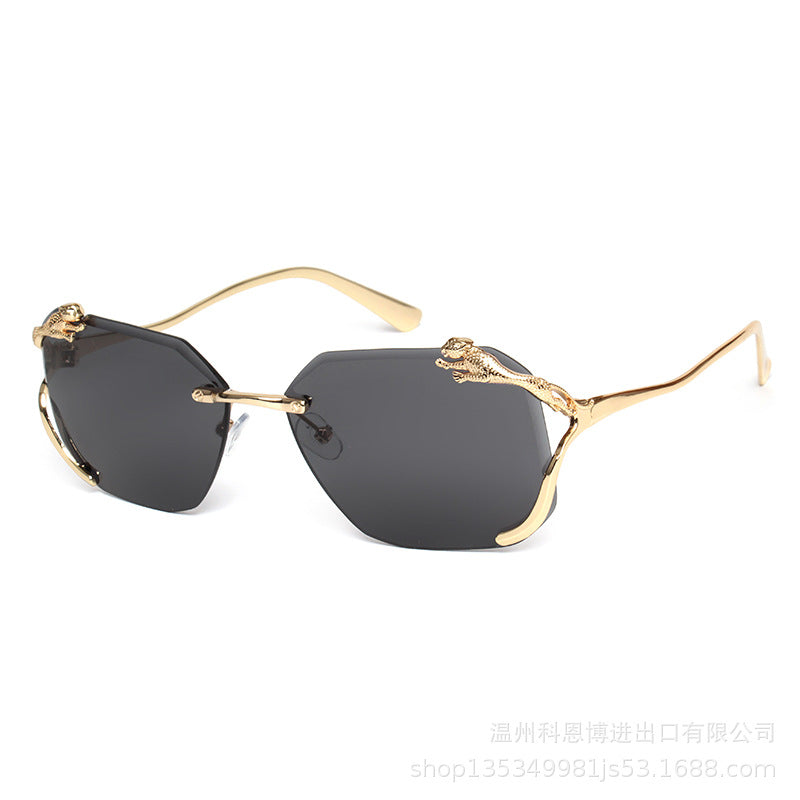 Wholesale Frameless square oversized metal leopard head Women Sunglasses