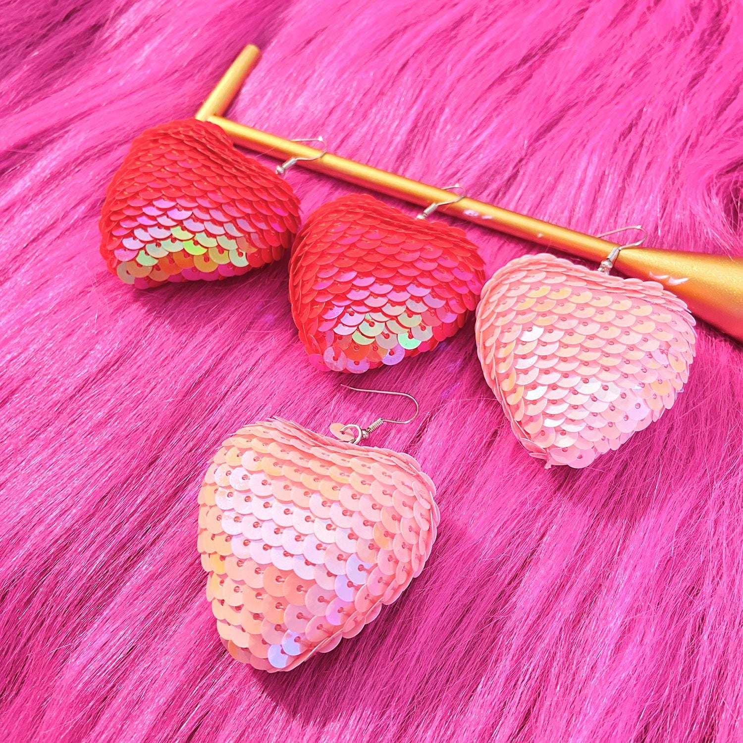 Wholesale Reflective Sequin Heart Earrings