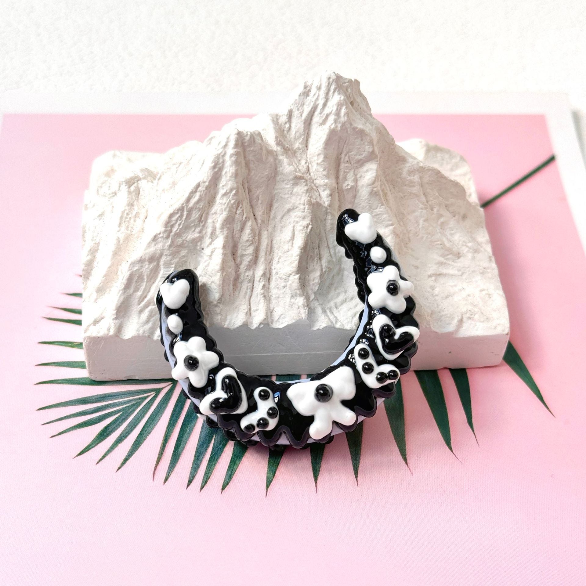 Wholesale 10pcs Cartoon bow moon hand painted beads beaded pen diy material mobile phone chain loose beads jewelry accessories