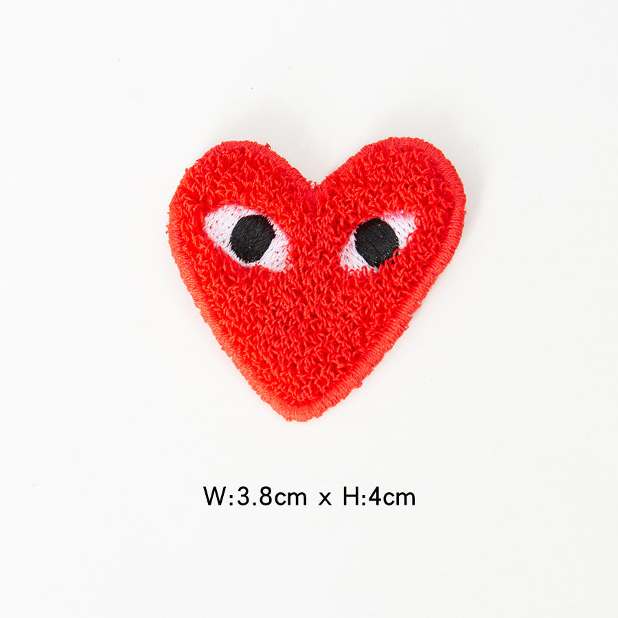 Wholesale Heart Eyes Embroidered Patch Hand Sewn DIY Towel T Shirt Decoration Craft Supply