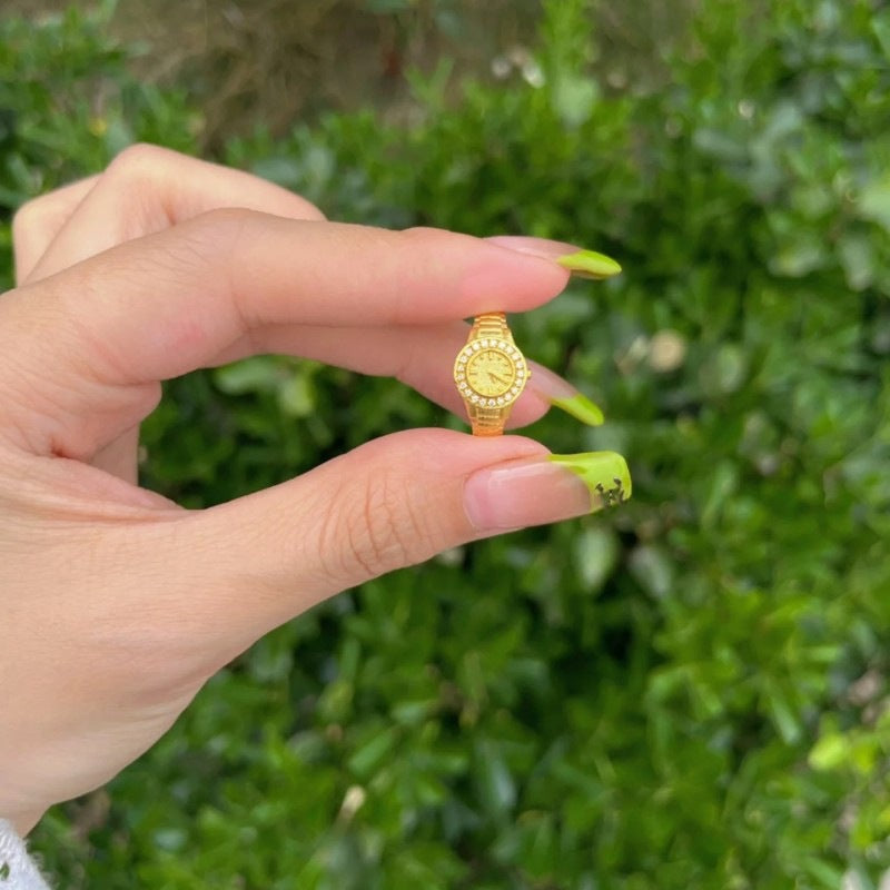 Reloj de oro de cobre al por mayor 520 sin collar de anillo de palabras