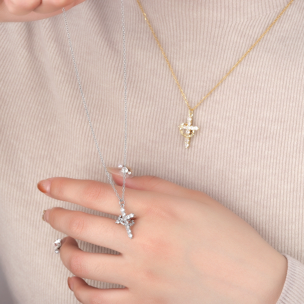 Wholesale Full Diamond Rotating Crown Cross Pendant Necklace
