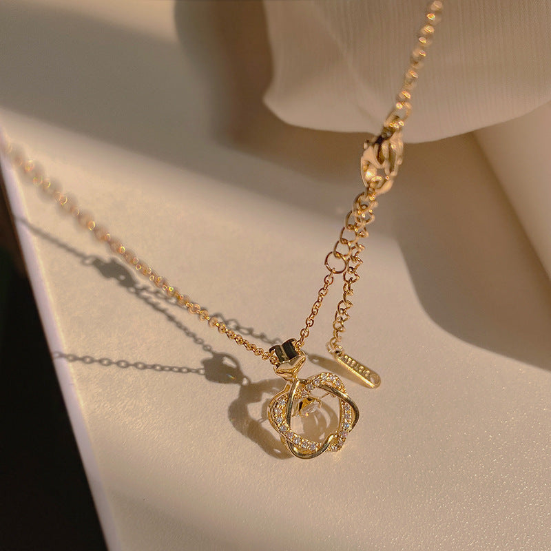 Wholesale Light Luxury Niche Clavicle Beating Star Titanium Steel Necklaces