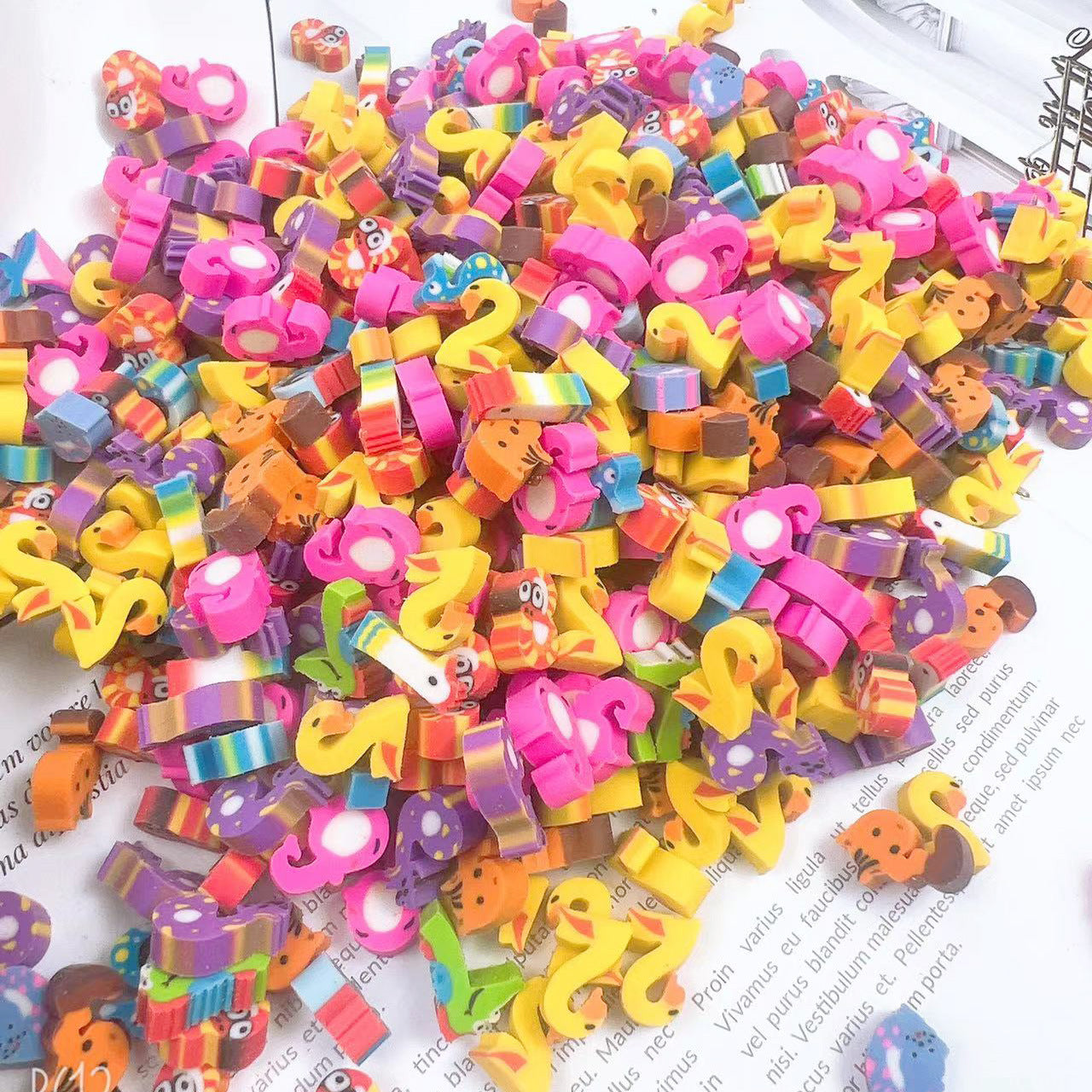 Wholesale of 60pcs/packTPR Animal Digital Fruit Erasers