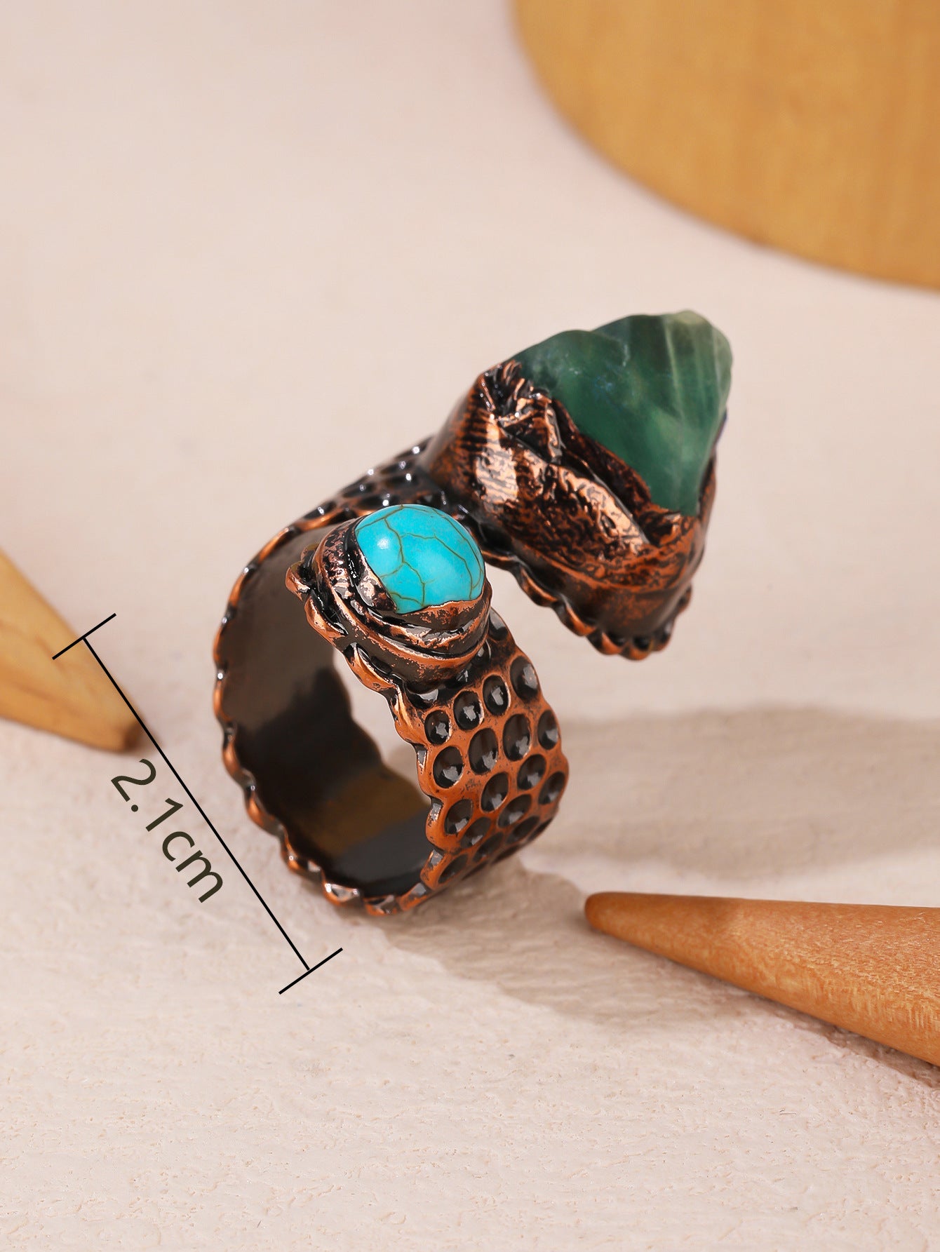 Wholesale Vintage style green fluorite adjustable bronze double head snake ring
