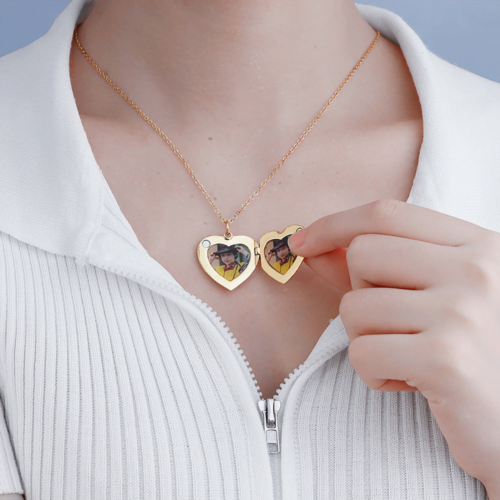 Wholesale Valentine' s Day engraved love necklace